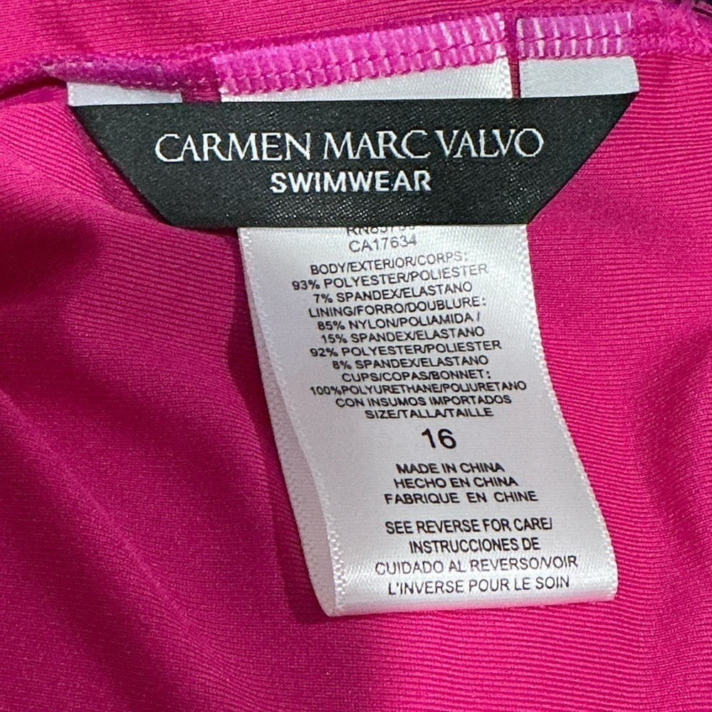 Carmen Marc Valvo Ultra Pink Crochet Overlay One Piece Swimsuit Size 16 - NWT - Picture 3 of 6
